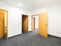 Недвижимость Офисное помещение в Ново Стегне: 8