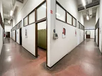 Недвижимость Коммерческое помещение Стегне: 8