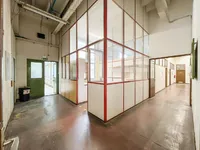 Недвижимость Коммерческое помещение Стегне: 23