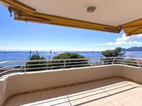 Недвижимость Villa Croix des Gardes: 1