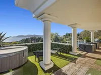 Недвижимость Villa Croix des Gardes: 4