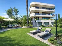 Недвижимость Villa Croix des Gardes: 1