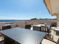 Недвижимость Villa Petit Juas: 2