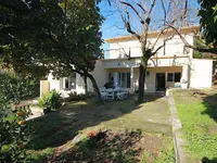 Недвижимость Villa Croix des Gardes: 1