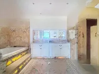 Недвижимость Villa La Bocca: 11