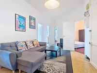 Недвижимость Villa Petit Juas: 1