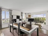 Недвижимость Estate Petit Juas: 1