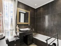 Недвижимость Estate Petit Juas: 10