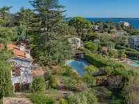 Недвижимость Villa Croix Des Gardes: 1