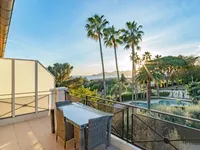 Недвижимость Villa Croix des Gardes: 1