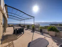 Недвижимость Villa Croix des Gardes: 2