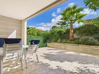 Недвижимость Villa Petit Juas: 1