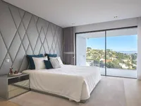 Недвижимость Villa Croix des Gardes: 11