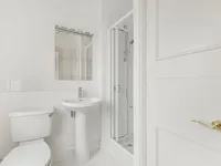 Недвижимость Bourne Street: 4