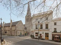 Недвижимость Bourne Street: 9