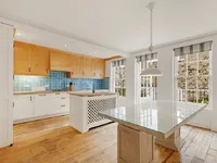 Недвижимость Bourne Street: 19