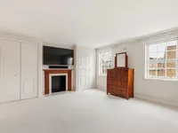 Недвижимость Bourne Street: 22