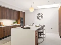 Недвижимость Dilke Street: 10