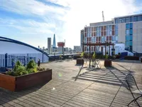 Недвижимость Skyline Plaza, Commercial Road, Aldgage East: 4