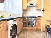 Недвижимость Hallfield Estate: 11