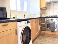 Недвижимость Hallfield Estate: 14