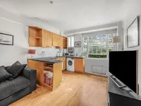 Недвижимость Eton Hall, Eton College Road: 8