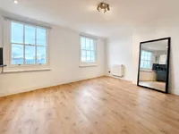 Недвижимость Voltaire Road: 5