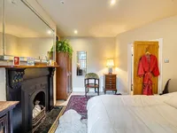 Недвижимость Amelia Street: 12