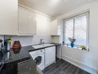 Недвижимость Cherry Garden Street: 3