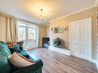 Недвижимость Cherry Garden Street: 9