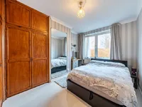 Недвижимость Cherry Garden Street: 13