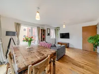 Недвижимость Calypso Crescent: 3