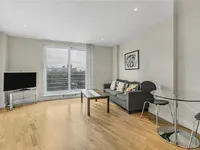 Недвижимость St. George Wharf: 9