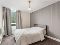 Недвижимость Bramlands Close: 17