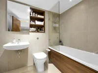 Недвижимость Bromyard Avenue: 3