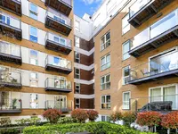 Недвижимость Bromyard Avenue: 9