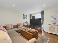 Недвижимость Bromyard Avenue: 16