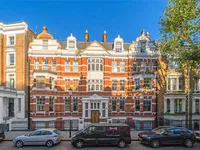 Недвижимость Holland Park Gardens: 4