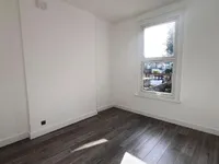 Недвижимость Askew Road: 1