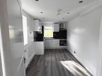 Недвижимость Askew Road: 5