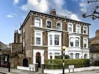 Недвижимость Highlever Road: 5