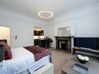 Недвижимость Highlever Road: 8