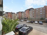 Недвижимость Gifford Road: 4