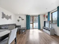 Недвижимость Gifford Road: 10