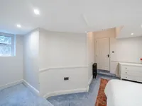 Недвижимость Knatchbull Road: 6