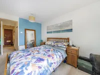 Недвижимость Cromwell Road: 1