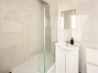 Недвижимость Lyme Grove House, Lyme Grove, Loddiges Road: 14