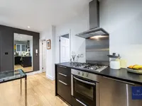 Недвижимость Renfrew Road: 5