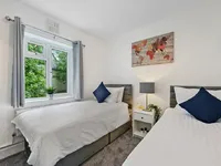 Недвижимость York Road, Acton: 3