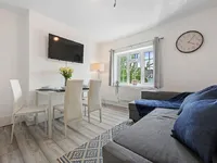 Недвижимость York Road, Acton: 7